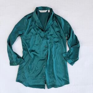 Victoria’s Secret Women's L Emerald Green Satin Boyfriend Sleep Shirt Pajama Top
